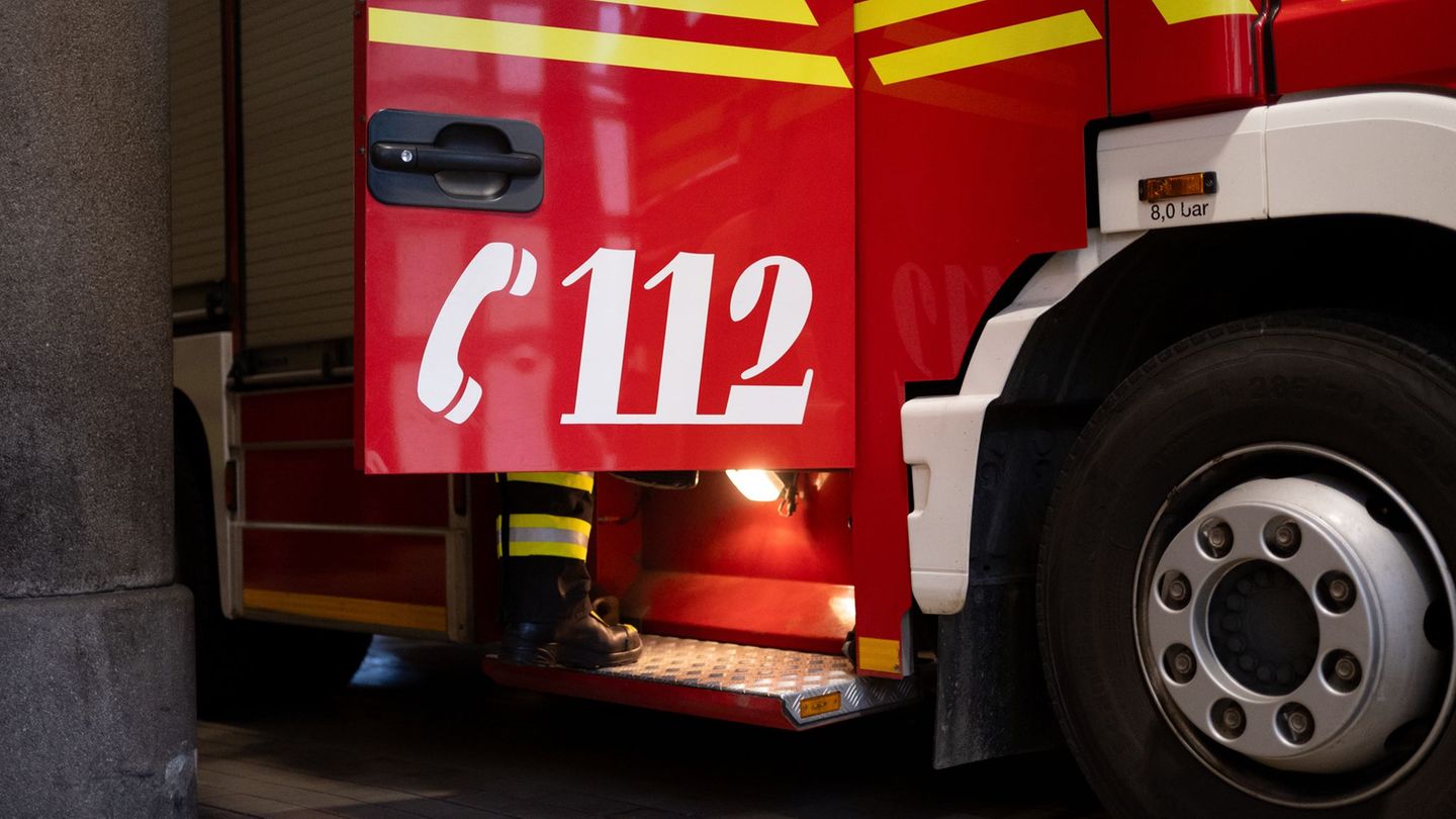 Oberbayern: Explosion an Einfamilienhaus – Garage zum Teil eingestürzt