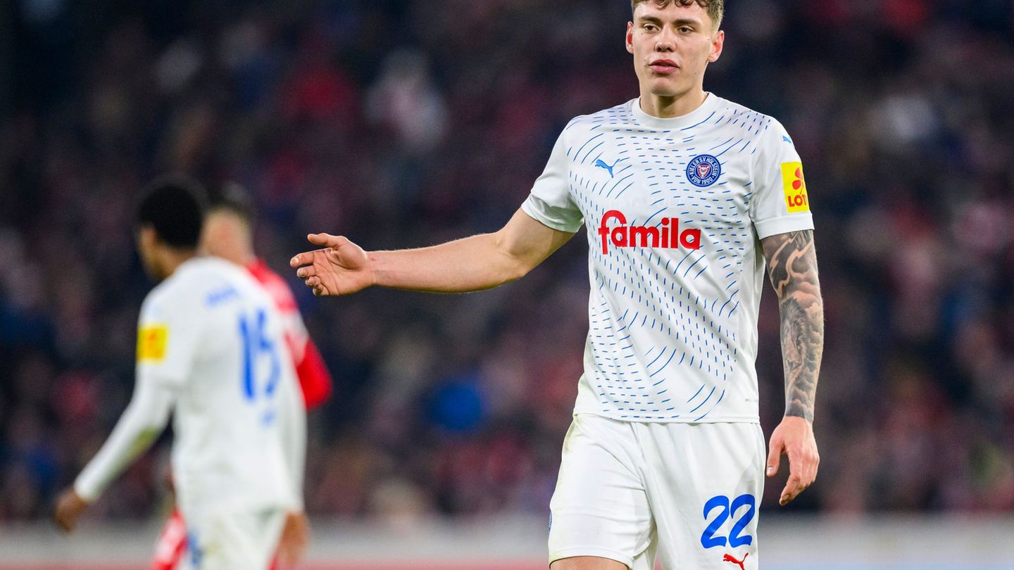Fußball-Bundesliga: Erster Neuzugang: HSV holt Mittelfeldmann Remberg aus Kiel