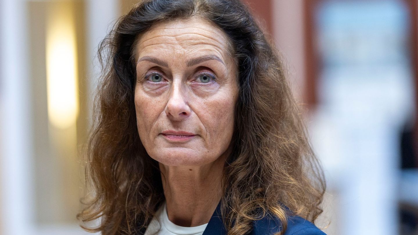 Landesregierung: Rechnungshof kritisiert Personalzuwachs in Ministerien